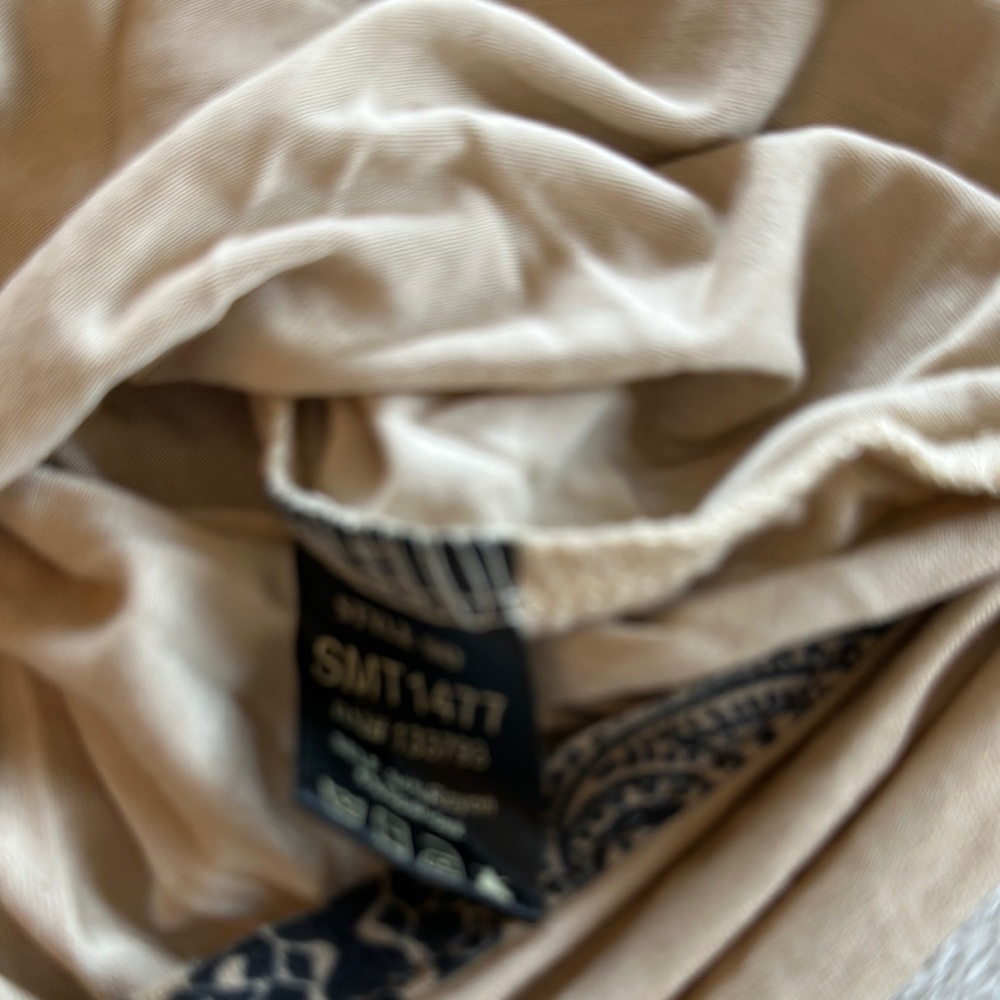 POL Beige and Black Patterned Top - Picture 3 of 8